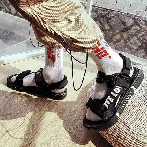 【COD &amp; Kirim Hari ini】 Sandal Pria Sendal Gunung Pria Sendal Kasual Pria Sandal Gunung Pria Sendal Pria Sendal Fashion Pria Sepatu Sandal Pria Sendal Cewok Kekinian Sendal Pria Casual Sendal Pria Tali Belakang Yang Bisa