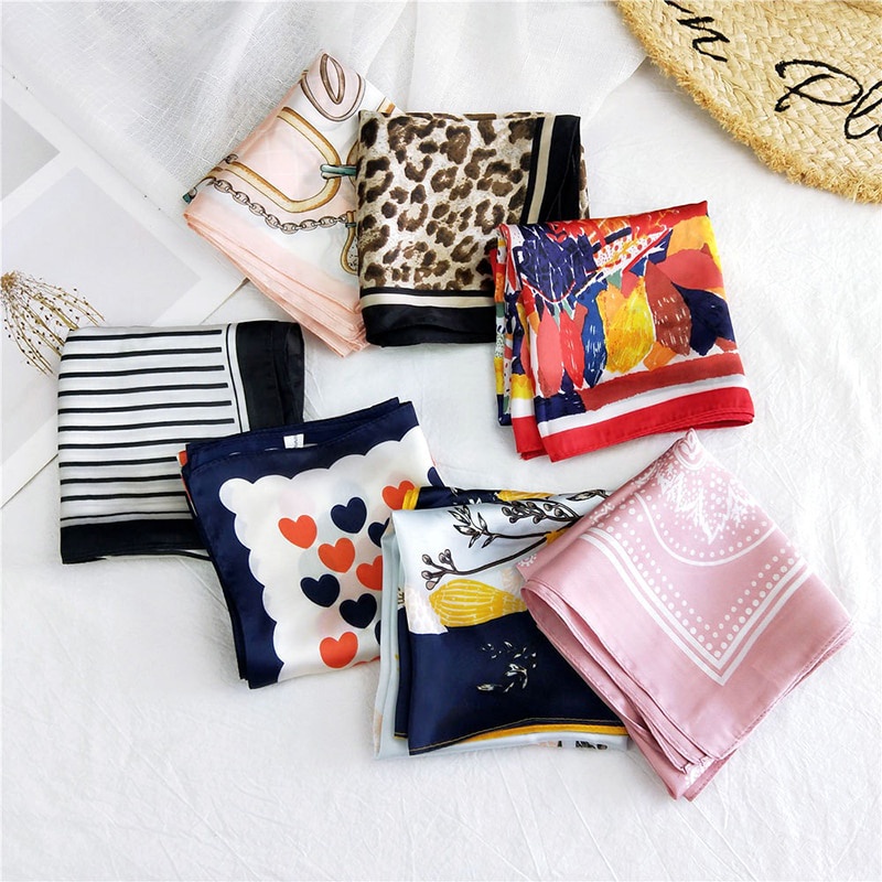 70x70cm Mini Scraf Twilly Leher Kepala Rambut Bahan Silk Immitation Korean Fashion Import Wanita Syal Dekorasi Tas Aksesoris
