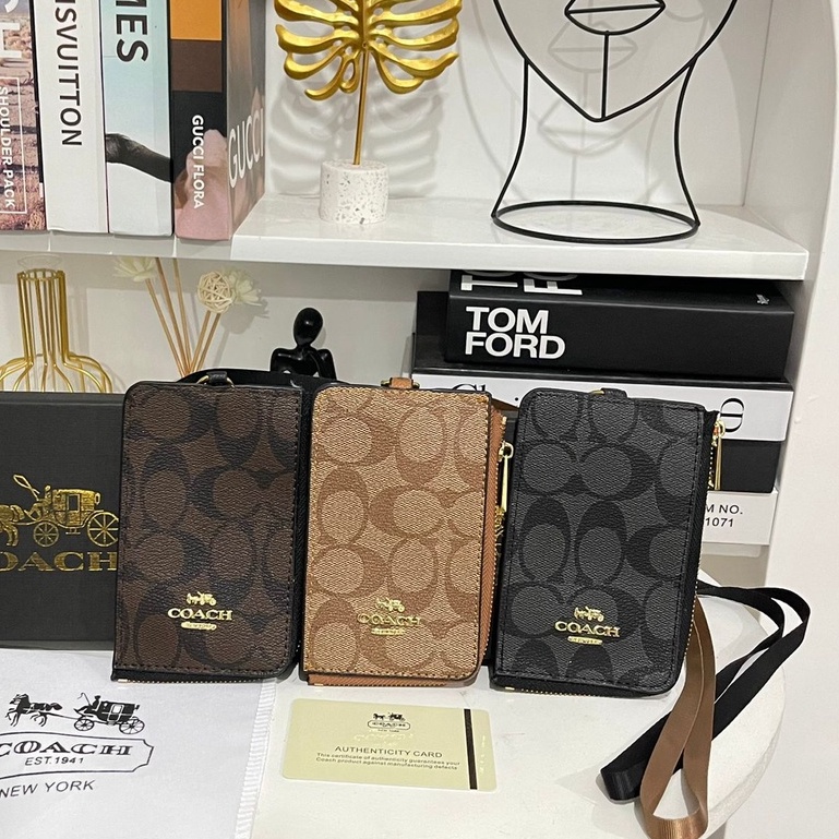 

Coach Gantungan ID Card holder lanyard premium import sb