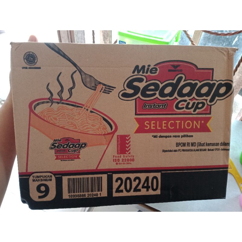 

SEDAAP Cup Goreng KOREAN SPICY Chicken 75G ( 1 Karton 12 Pcs )