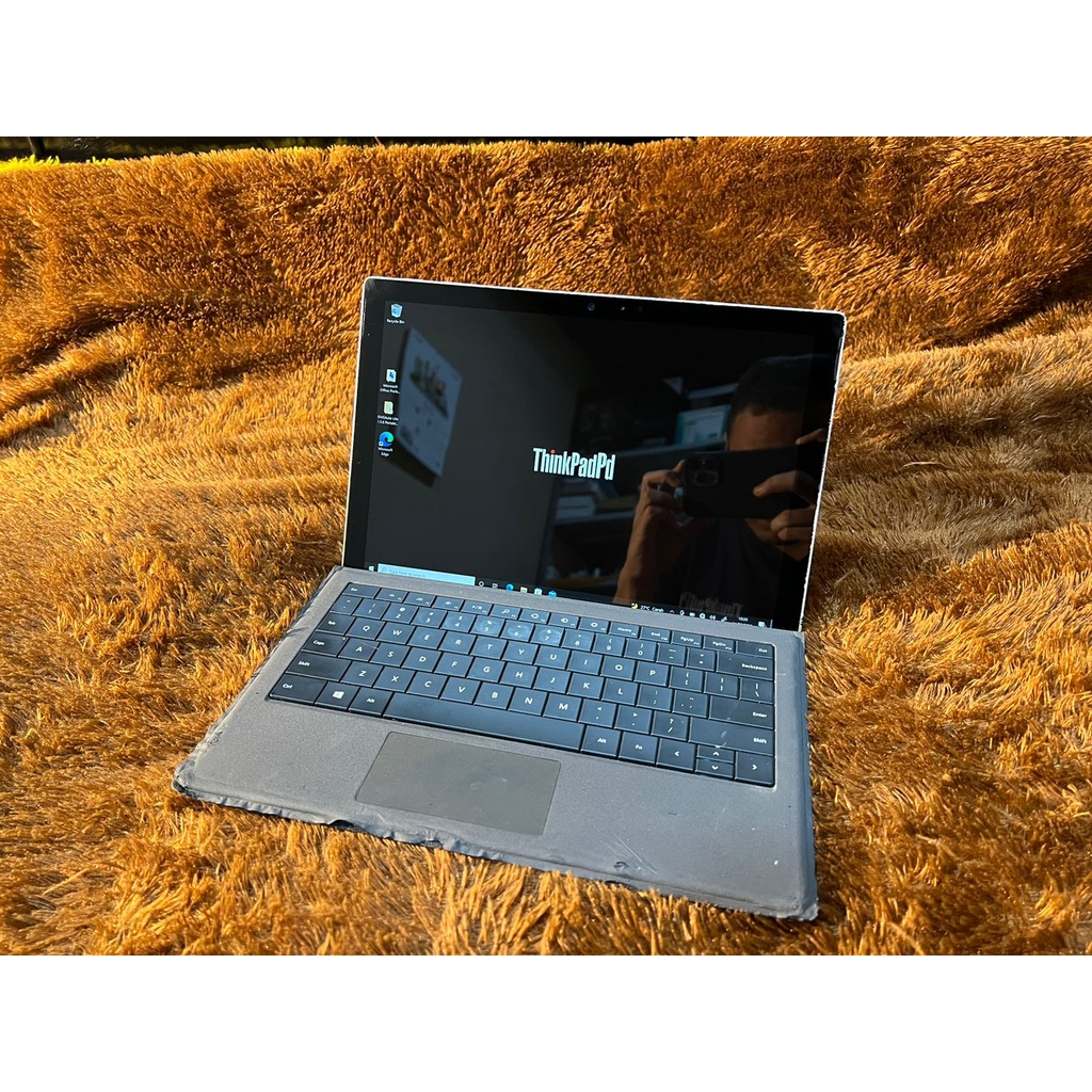 Laptop 2 in 1 Microsoft Surface Pro 5 Core i5 7300U Mulus Like New