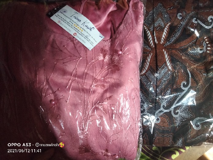 Nyk Batik - Batik Couple Paula Tulle Slendang Payet Mutiara | Couple Kondangan