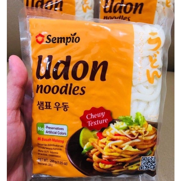 Sempio udon mie basah korea/jepang 200gr import