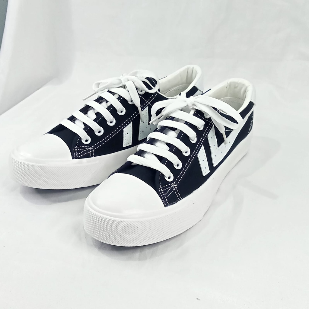 CYS Sepatu Sneakers Kanvas Wanita Pria / Fashion Style Korea Kasual Unisex / Sepatu Women Men Canvas Sneakers Shoes Import SPT-12