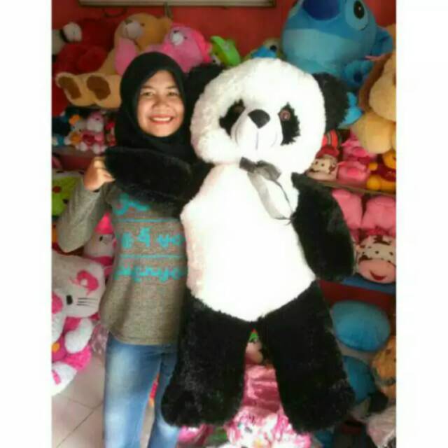 Boneka panda gant