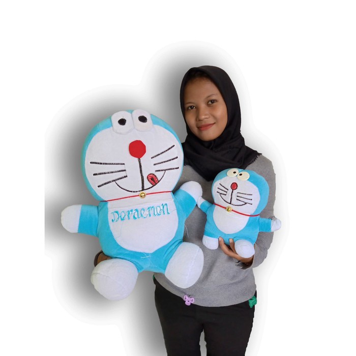SEPASANG BONEKA DORAEMON BERANAK 1 MURAH UKURAN BESAR DAN KECIL