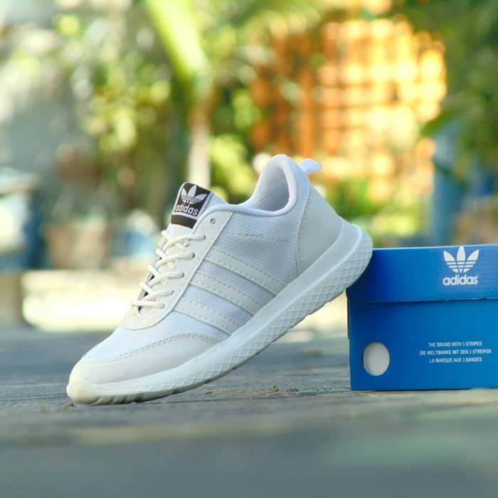 Jual Nyaman Sepatu Sport Adidas Samba Full White Putih Casual