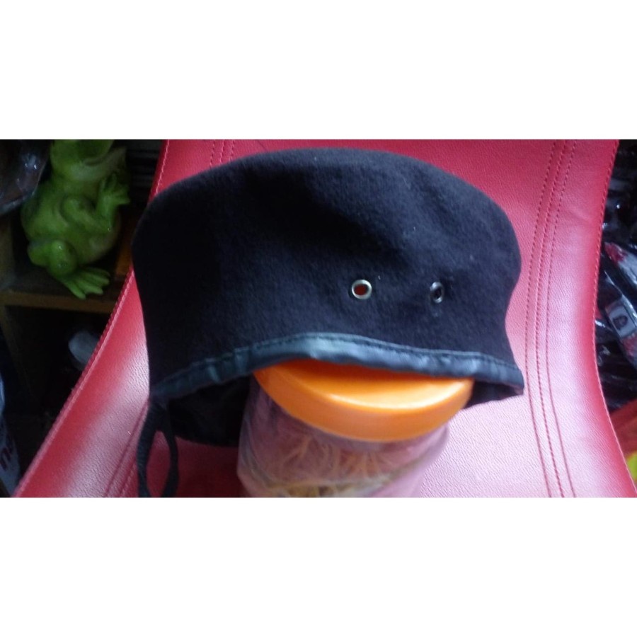 BARET LAKEN UNTUK SMA, PEMBINA