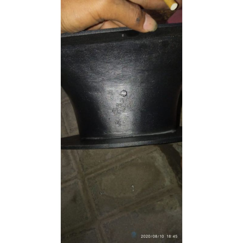 horn midle 10inch donat atau rudal ukuran 30x30+pnaci