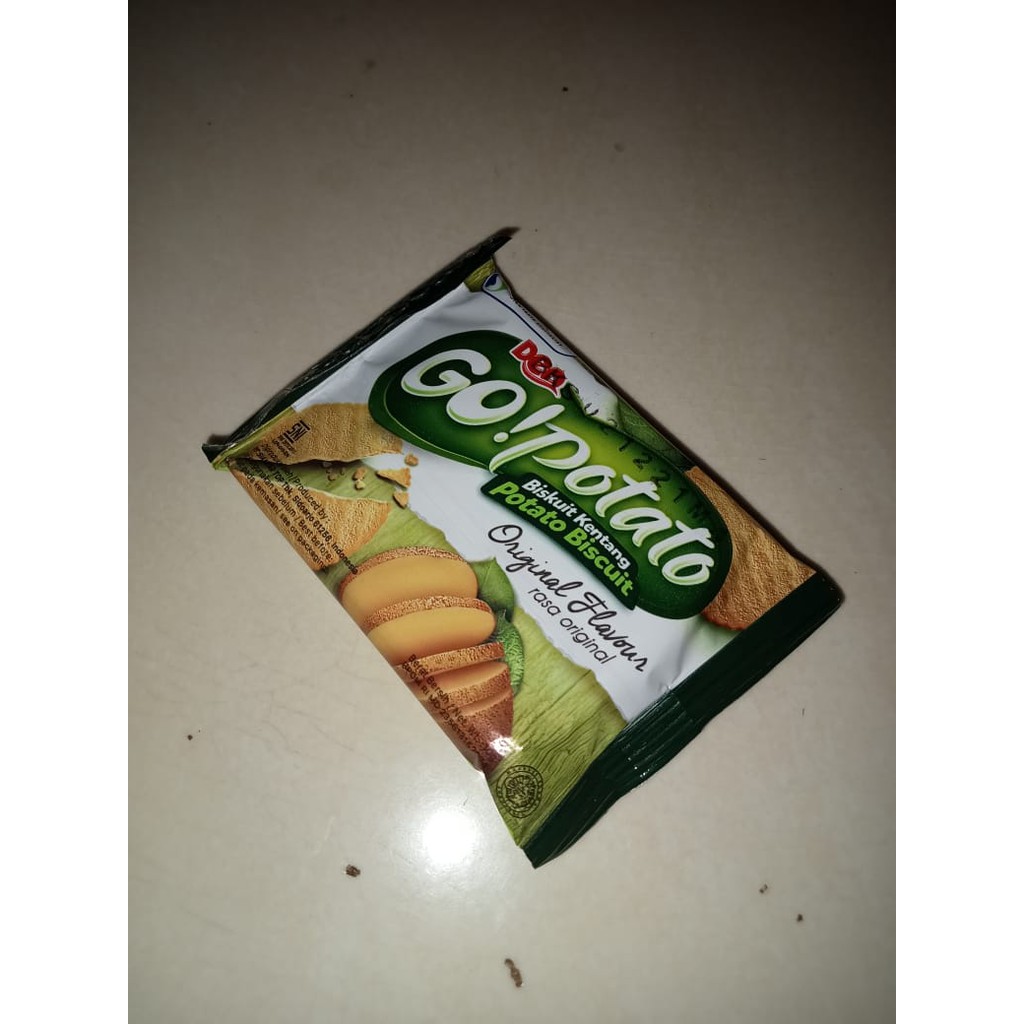 

Go potato kentang sachet plastik hijau original flavour biskuit siantar top renyah manis lezat enak