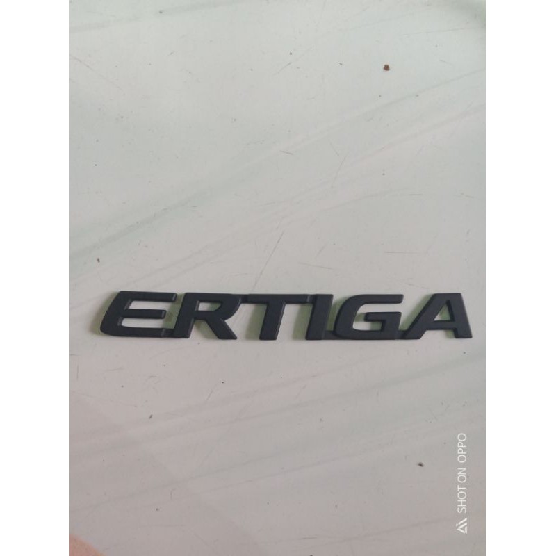 EMBLEM TULISAN ERTIGA logo ertiga hitam doff hitam glossy