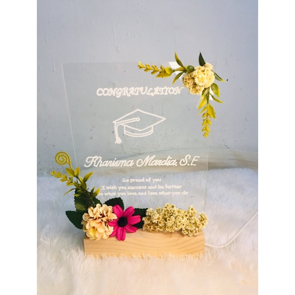 akrilik lettering/akrilik Custom/kado wisuda