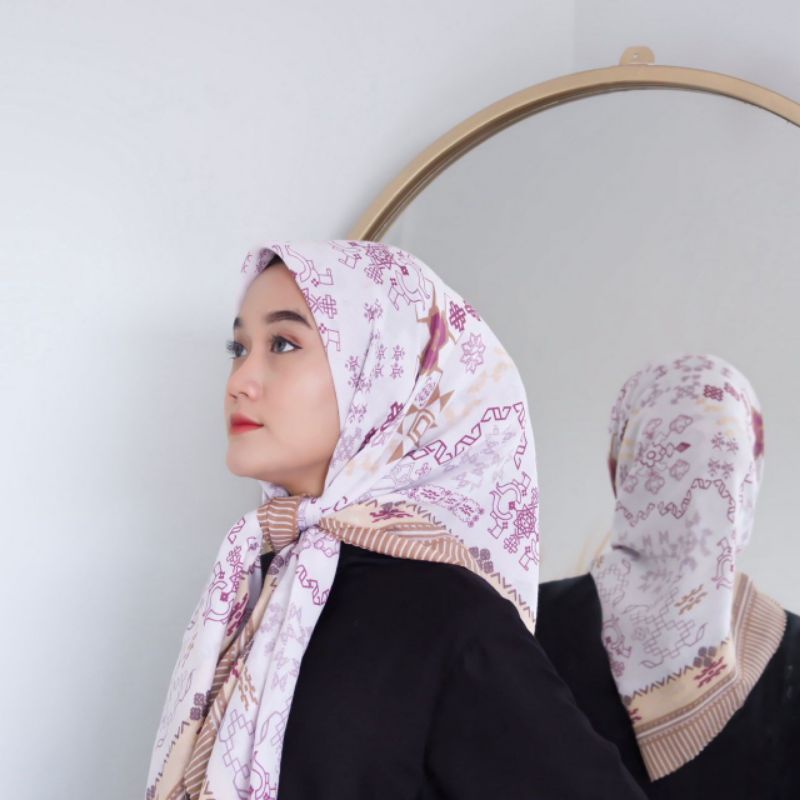 Square Motif Maira Part 1-M 36