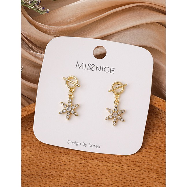 LRC Anting tusuk Fashion Gold Color Circle Geometric Diamond Snowflake P71871