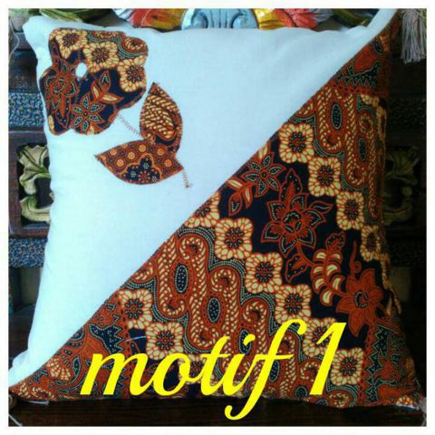 sarung bantal kursi / sofa motif batik 4