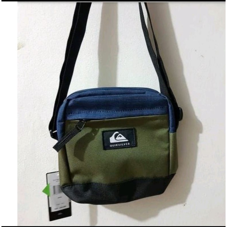 tas selempang Quiksilver original f094