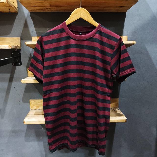 KAOS STRIPE MAROON HITAM BOLD | COTTON CVC 24s