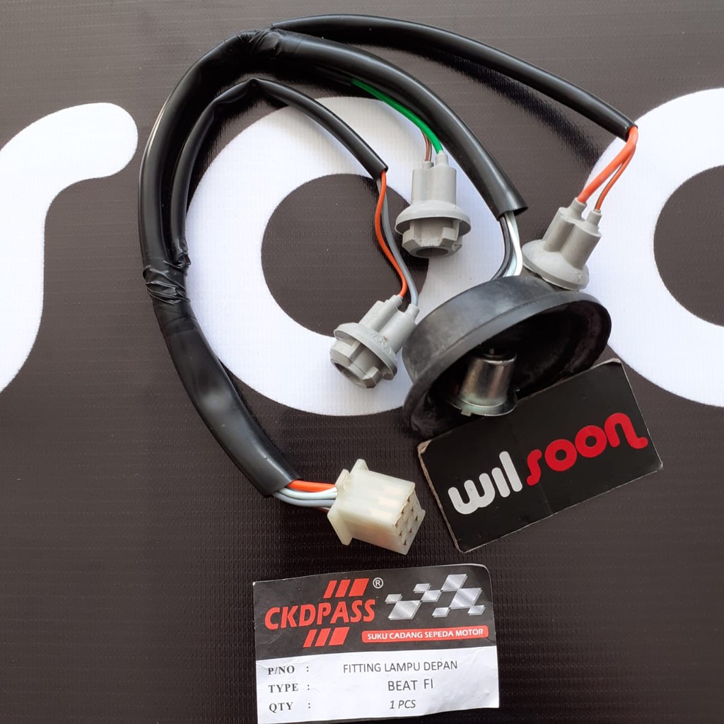 Fiting Lampu / Cop lampu Depan Honda Beat FI / Icon Fi