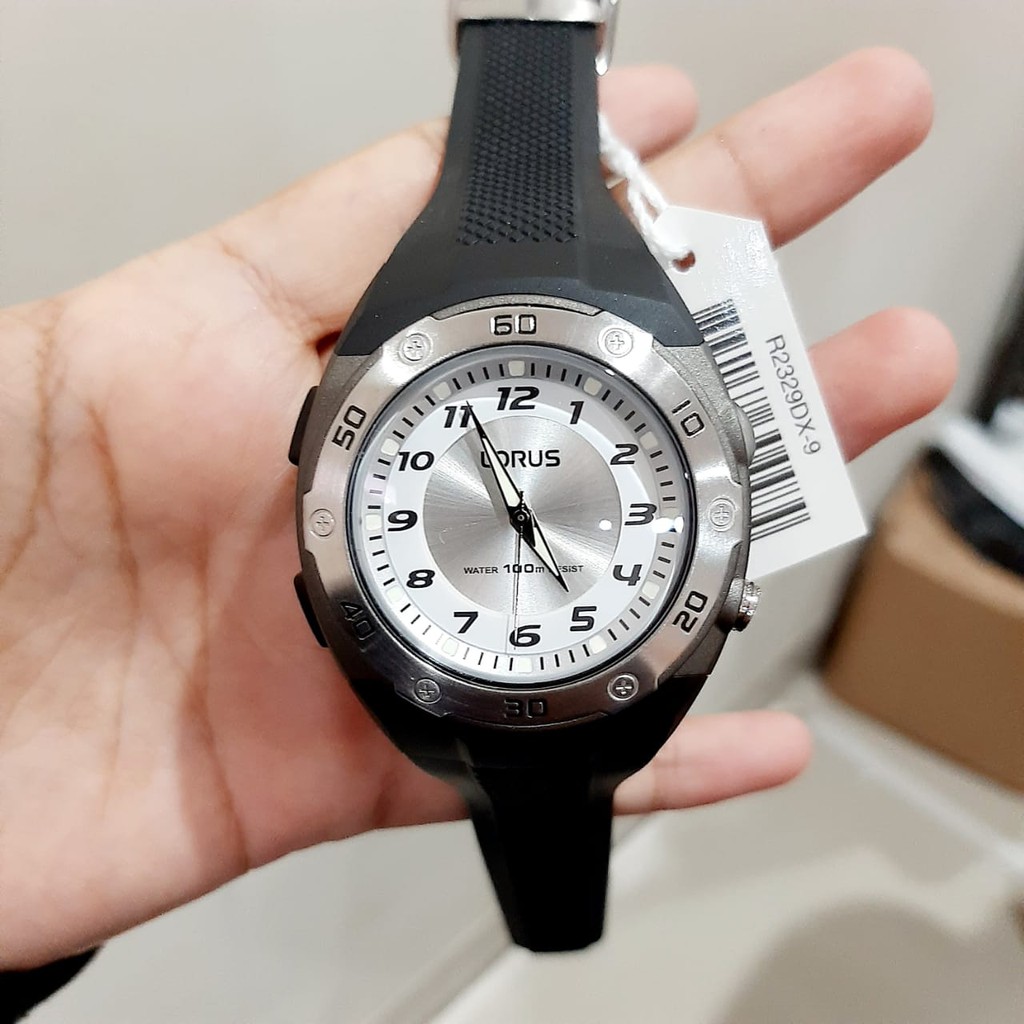 JAM TANGAN PRIA LORUS SPORT R2329DX-9 BLACK RUBBER ORIGINAL BERGARANSI
