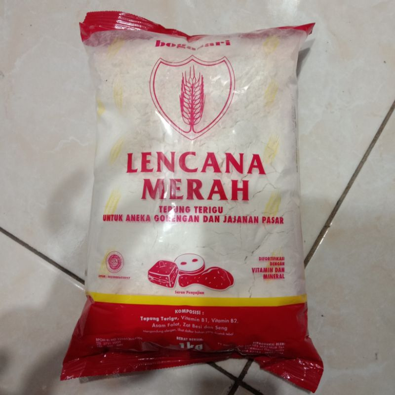 

Tepung terigu Bogasari LENCANA MERAH 1Kg