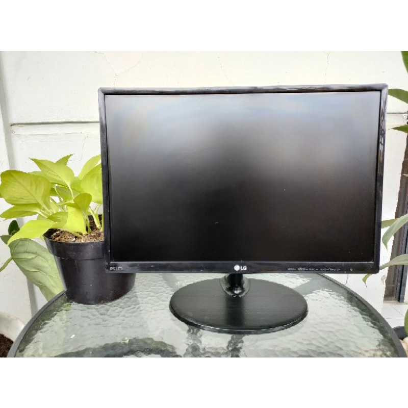 Monitor LED  LG 20 Inch IPS Model 20MP48A