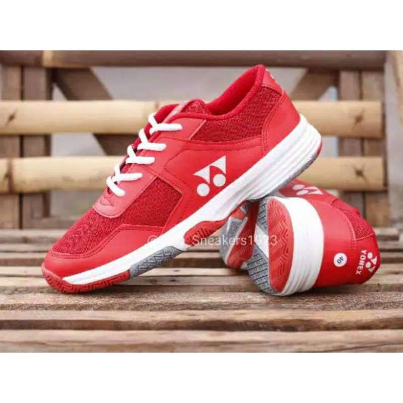 SEPATU SPORT YONEX