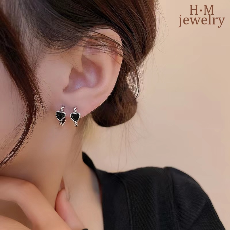 Anting Klip Bentuk Hati Gaya Vintage Elegan 2022