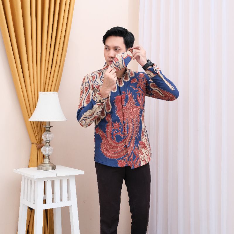 Kemeja Batik Premium Slimfit Pria Batik Solo Original Kemeja batik Remaja Kekinian