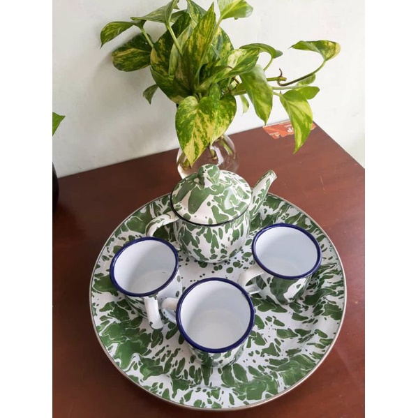 Satu set tea nampanD30+teko+3 cangkir lurikD7