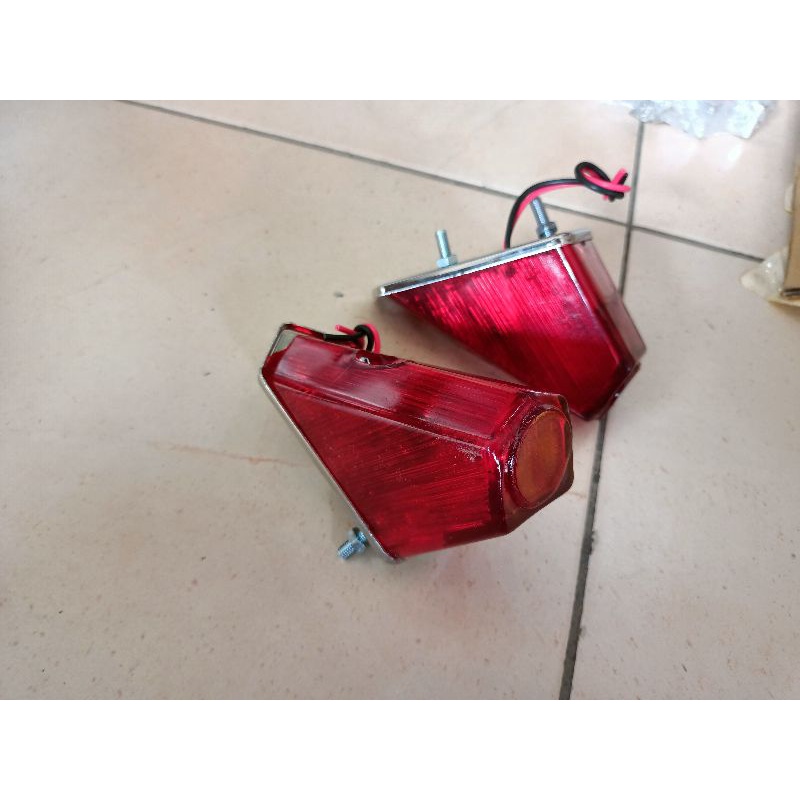 stoplamp/lampu belakang Honda Unyil
