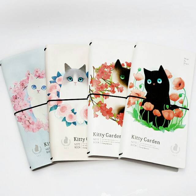 

Kitty Garden Leather Travelers Notebook