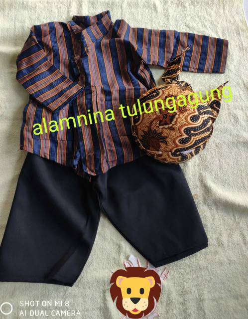 Baju surjan sorjan lurik beskap 7bln blangkon batik