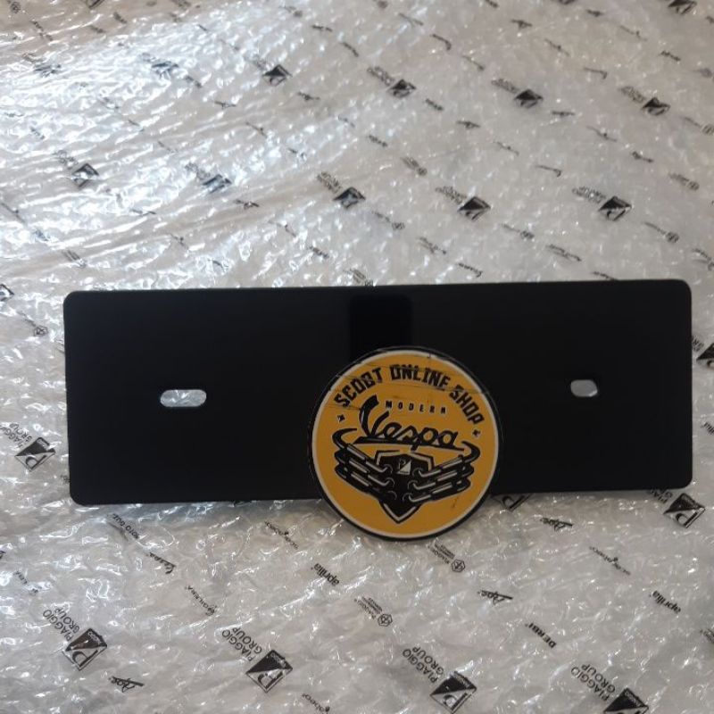 Tatakan Plat Nomor Depan Vespa S / Dudukan Plat Nomor Depan Vespa S 2V 3V