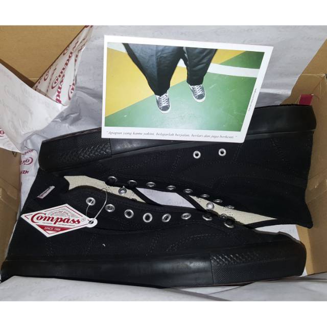Sepatu Compass Gazelle High Hi Full Black size 42