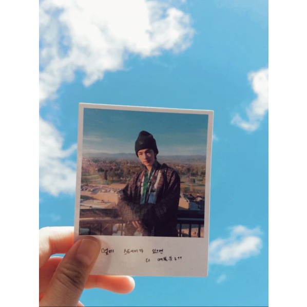 Booked Polaroid Hyunjin (Straykids Go Live)