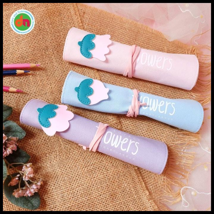 

Kotak Pensil Lovely Flower Roll Up Pencil Case Bagus