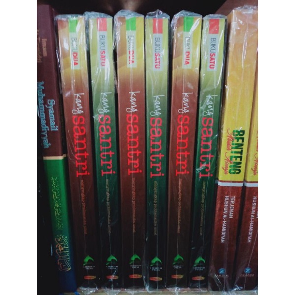 

buku kang santri menyingkap problematika umat 2 jilid original