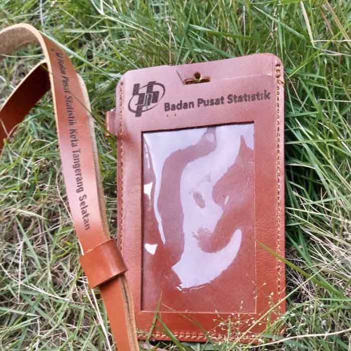 

Name Tag Id Card Kulit Asli Logo BPS - Badan Pusat Statistik - Garansi