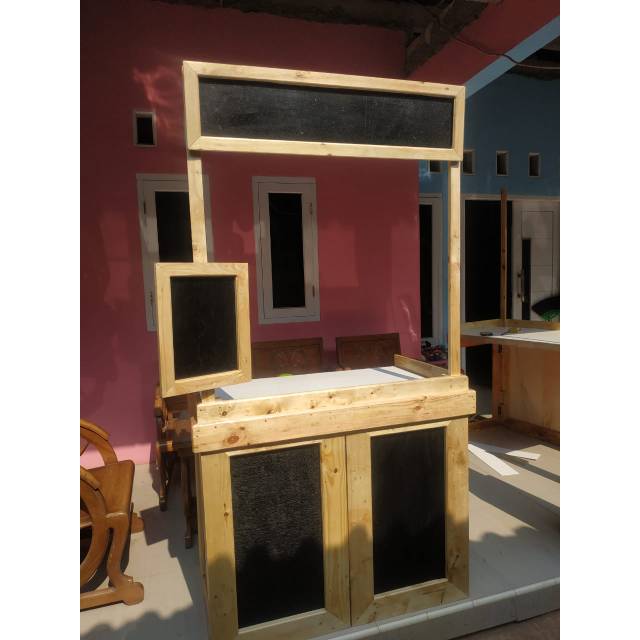 Booth portable kayu