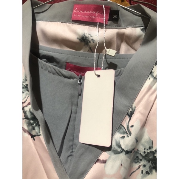 dress hanbok mewah dari @dressofia