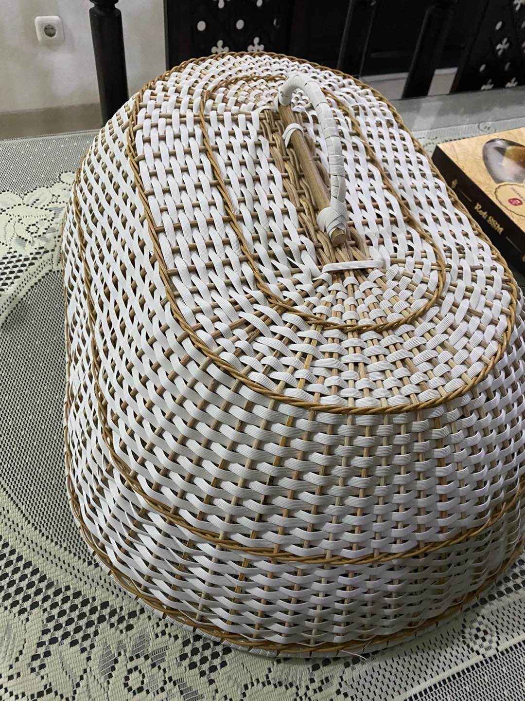 [promo] Tudung Saji Penutup Makanan Dapur Meja Makan Rotan Sintetis Dua Warna Ukuran Standar