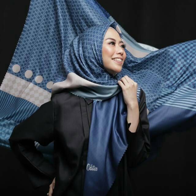 ODITEE ULTRAFINE SILKY | ISHQ ARTICLE