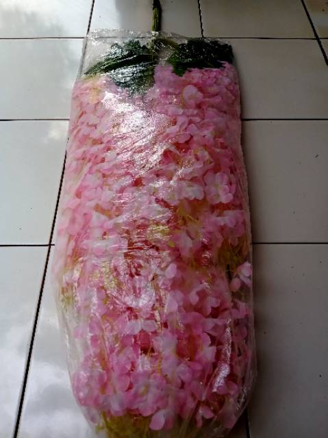 Grosir Lusinan 12pcs Tangkai Bunga Artificial Plastik Wisteria Jumbo Putih Hijau Merah k Juntai