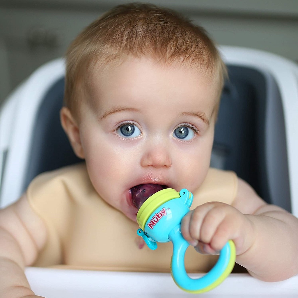 Nuby Twist N Feed Alat Makan Jaring untuk Bayi Silicone Mesh Feeder