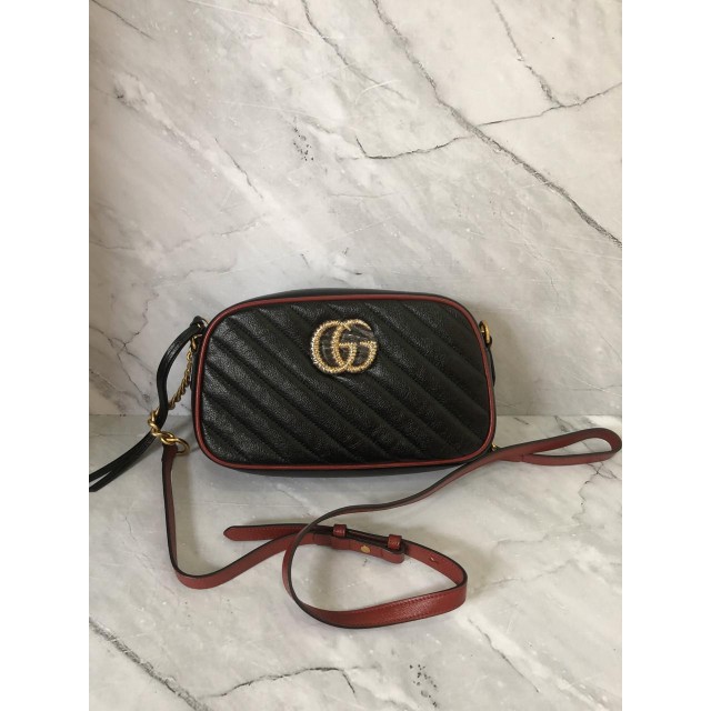black and red gucci