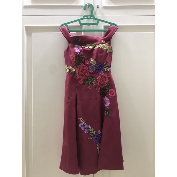 Preloved Red Maroon Flower Dress Merah Gaun Pesta Wanita Bunga Bordir Imlek