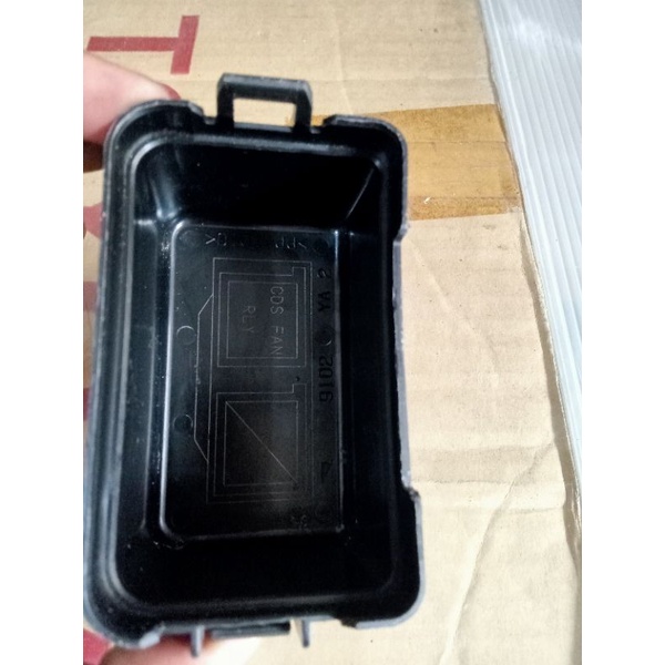 Tutup sekring canter tutup fuse box canter