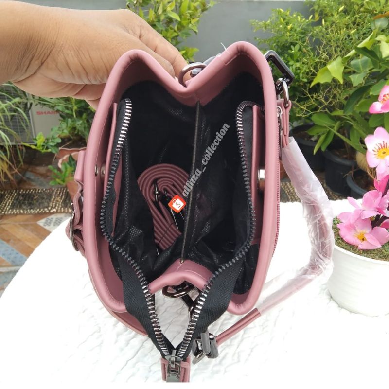 Tas wanita dua ruang mini ukuran 17x19cm