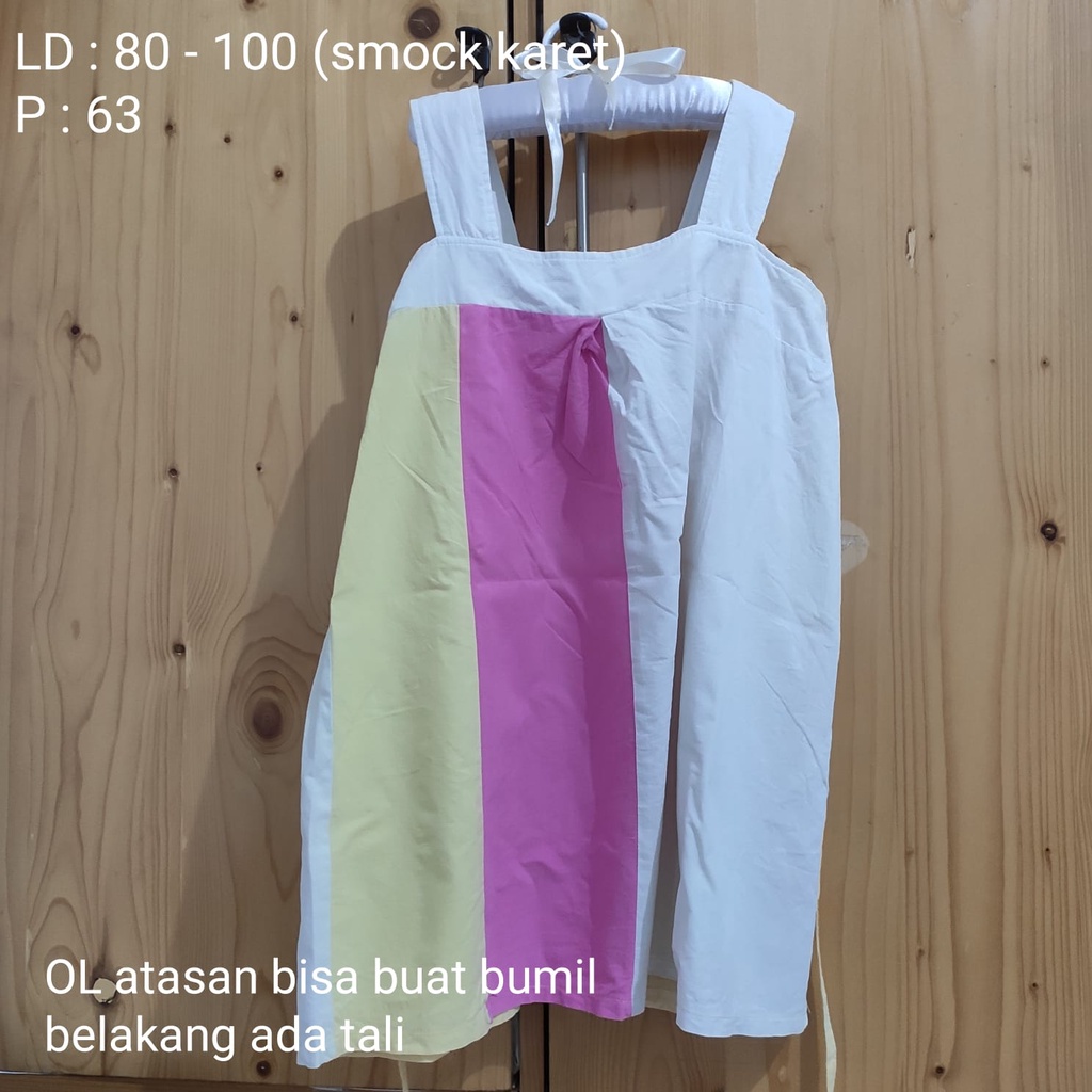 Atasan blouse wanita bagus cantik, 3 warna cerah model tank top tali lebar, belakang karet smock bah