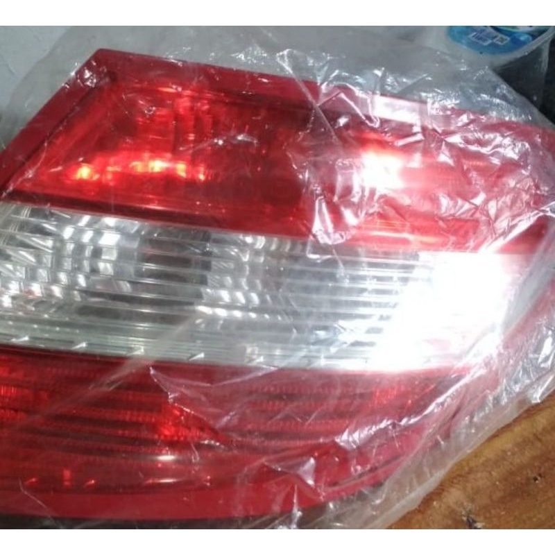 stoplamp mercedes-benz class c200